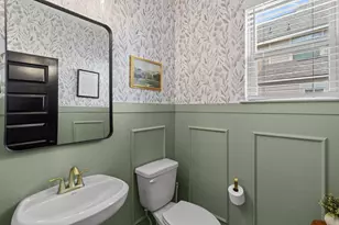 9718 Colonial Downs Dr, Mont Belvieu, TX 77523 - Photo 16