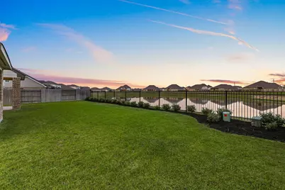 9718 Colonial Downs Drive, Baytown, TX 77523 - Photo 38
