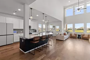 9718 Colonial Downs Dr, Mont Belvieu, TX 77523 - Photo 8