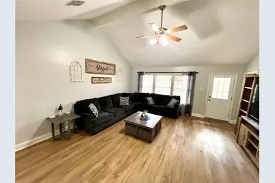 1806 Oak Wood Drive E, Pearland, TX 77581 - Photo 10