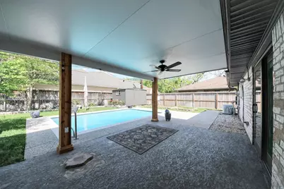 4611 Northrup Drive, Houston, TX 77092 - Photo 32