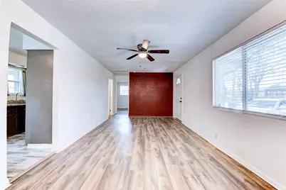 1604 Texas Street, Alvin, TX 77511 - Photo 8