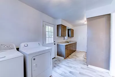 1604 Texas Street, Alvin, TX 77511 - Photo 16