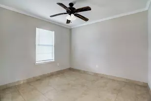 6634 Granite St, Houston, TX 77092 - Photo 8