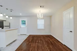 6634 Granite St, Houston, TX 77092 - Photo 2