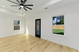 4605 Siegel St, Houston, TX 77009 - Photo 8