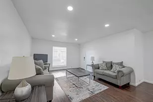 5863 Inwood Dr, Houston, TX 77057 - Photo 8