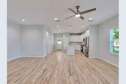 1327 5th Avenue N, Texas City, TX 77590 - Photo 10