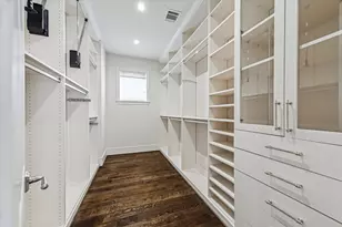 2413 Mimosa Dr, Houston, TX 77019 - Photo 22
