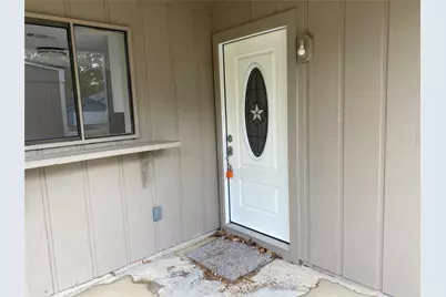 26620 Orchid Court, Huntsville, TX 77320 - Photo 2