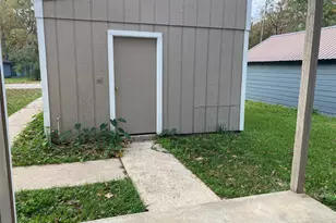 26620 Orchid Ct, Huntsville, TX 77320 - Photo 22