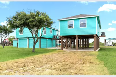 621 County Road 202, Sargent, TX 77414 - Photo 22