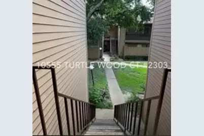 10555 Turtlewood Court #2303, Houston, TX 77072 - Photo 4