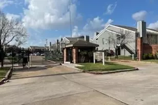 12500 Sandpiper Dr, Houston, TX 77035 - Photo 2