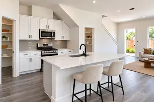 6027 Beall St, Houston, TX 77091 - Photo 2