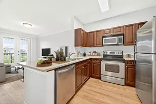 7575 Kirby Dr, Houston, TX 77030 - Photo 1