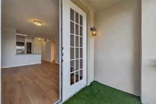 7575 Kirby Dr, Houston, TX 77030 - Photo 12