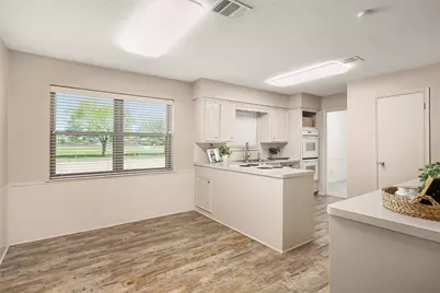 3002 Village Lane, Deer Park, TX 77536 - Photo 16