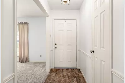 3002 Village Lane, Deer Park, TX 77536 - Photo 6