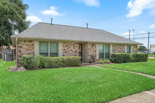3002 Village Ln, Deer Park, TX 77536 - Photo 2