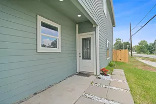 8027 Virgil St, Houston, TX 77088 - Photo 4
