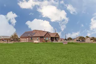 2688 Settler's Way Dr, Sealy, TX 77474 - Photo 38