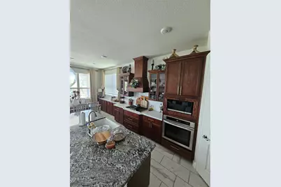 1013 Goose Creek Street, Webster, TX 77598 - Photo 10