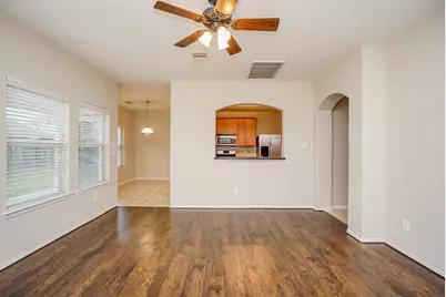 1323 Colonial Manor Drive, Katy, TX 77493 - Photo 8