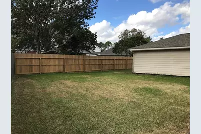 835 Prairie Brook Court, Houston, TX 77062 - Photo 28