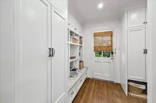 907 Wild Valley Rd, Houston, TX 77057 - Photo 26