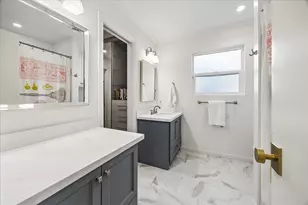 907 Wild Valley Rd, Houston, TX 77057 - Photo 20