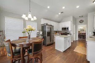 2307 Megellan Point Ln, Pearland, TX 77584 - Photo 12