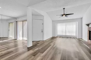 6701 Sands Point Dr Dr, Houston, TX 77074 - Photo 1