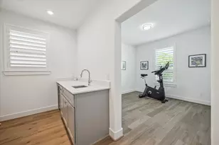 930 Dunleigh Meadows Ln, Houston, TX 77055 - Photo 28