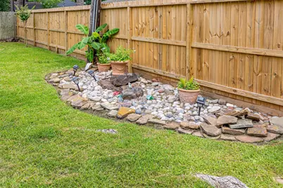 3706 Autumn Lane, Baytown, TX 77521 - Photo 32