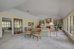 332 N Amherst Dr, West Columbia, TX 77486 - Photo 8