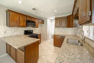 16422 Elmwood Point Ln, Sugar Land, TX 77498 - Photo 18