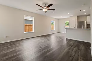 713 Jasmine Rdg Ln, Waller, TX 77484 - Photo 4
