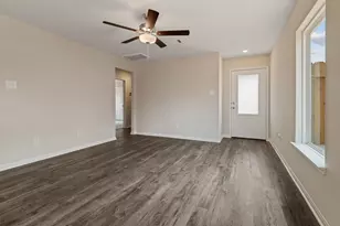 713 Jasmine Rdg Ln, Waller, TX 77484 - Photo 6