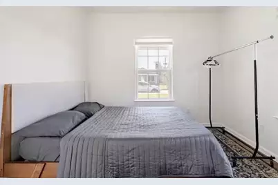 2114 W Humble Avenue, Baytown, TX 77520 - Photo 14