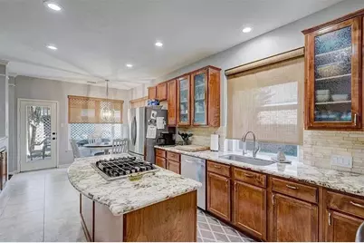 1207 Campton Court, Houston, TX 77055 - Photo 8
