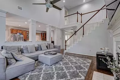1207 Campton Court, Houston, TX 77055 - Photo 10