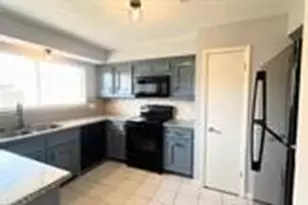 2746 Spring Canyon Ct, Houston, TX 77067 - Photo 8