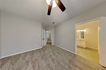 131 Lissa Lane, Sugar Land, TX 77479 - Photo 10