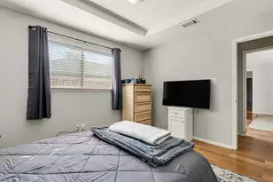 3407 S Briar Knoll Dr, Houston, TX 77082 - Photo 18