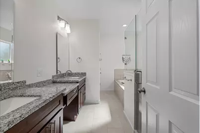 8115 Leigh Road, Hitchcock, TX 77563 - Photo 18