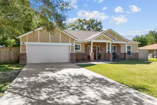 8115 Leigh Rd, Hitchcock, TX 77563 - Photo 2