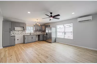 401 Trichelle Street, Pasadena, TX 77506 - Photo 4