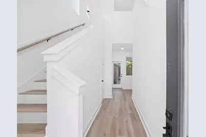 812 Elkhart Street #E, Houston, TX 77091 - Photo 4