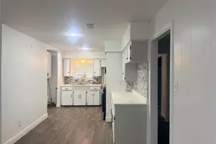 8926 Duane St, Houston, TX 77051 - Photo 2